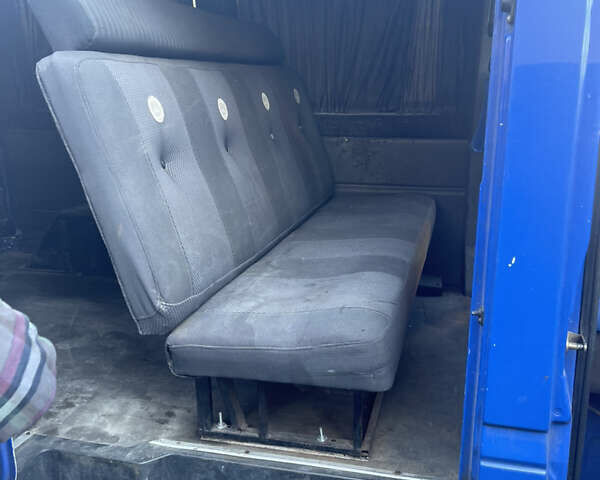 Синій Мерседес Sprinter, об'ємом двигуна 2.15 л та пробігом 805 тис. км за 6000 $, фото 27 на Automoto.ua