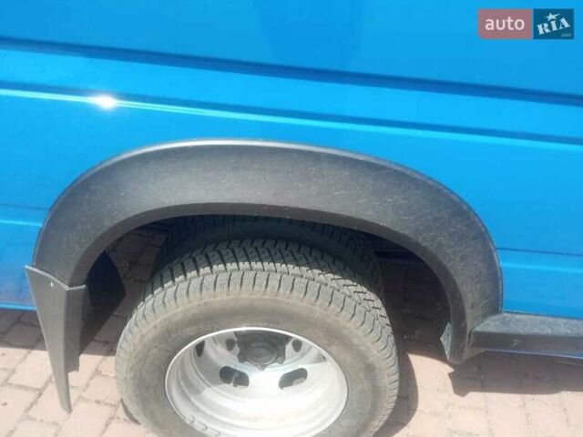Синий Мерседес Sprinter, объемом двигателя 2.69 л и пробегом 549 тыс. км за 20000 $, фото 13 на Automoto.ua