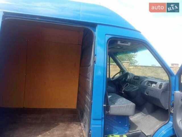 Синий Мерседес Sprinter, объемом двигателя 2.69 л и пробегом 549 тыс. км за 20000 $, фото 6 на Automoto.ua