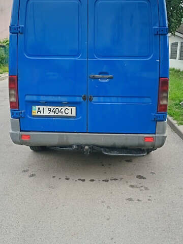 Синий Мерседес Sprinter, объемом двигателя 2.15 л и пробегом 665 тыс. км за 7400 $, фото 3 на Automoto.ua