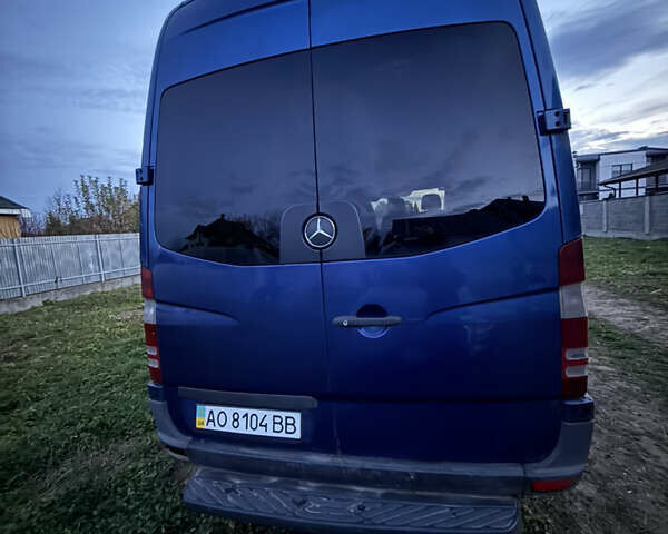 Синій Мерседес Sprinter, об'ємом двигуна 2.99 л та пробігом 450 тис. км за 12700 $, фото 7 на Automoto.ua