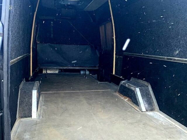 Синій Мерседес Sprinter, об'ємом двигуна 2.9 л та пробігом 600 тис. км за 8000 $, фото 2 на Automoto.ua