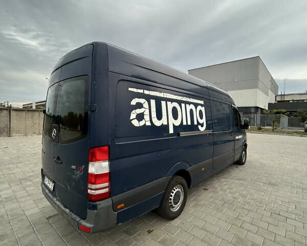 Синий Мерседес Sprinter, объемом двигателя 2.2 л и пробегом 607 тыс. км за 10400 $, фото 9 на Automoto.ua