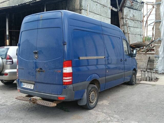 Синий Мерседес Sprinter, объемом двигателя 2.1 л и пробегом 533 тыс. км за 8900 $, фото 3 на Automoto.ua