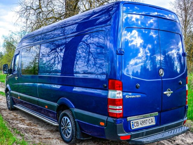 Синій Мерседес Sprinter, об'ємом двигуна 3 л та пробігом 332 тис. км за 19000 $, фото 3 на Automoto.ua