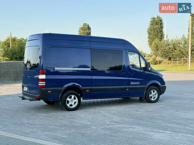 Синій Мерседес Sprinter, об'ємом двигуна 2.99 л та пробігом 315 тис. км за 14500 $, фото 4 на Automoto.ua