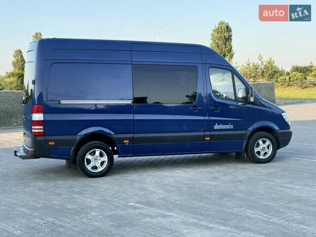 Синій Мерседес Sprinter, об'ємом двигуна 2.99 л та пробігом 315 тис. км за 14500 $, фото 3 на Automoto.ua