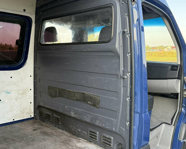 Синій Мерседес Sprinter, об'ємом двигуна 2.99 л та пробігом 315 тис. км за 14500 $, фото 20 на Automoto.ua