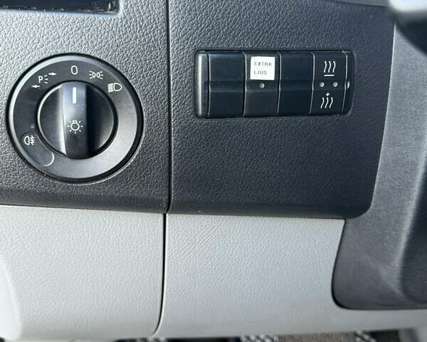 Синій Мерседес Sprinter, об'ємом двигуна 2.99 л та пробігом 315 тис. км за 14500 $, фото 15 на Automoto.ua