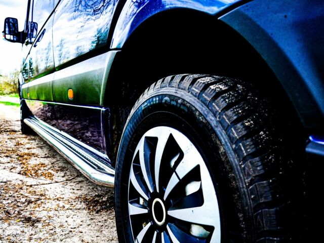 Синій Мерседес Sprinter, об'ємом двигуна 3 л та пробігом 332 тис. км за 19000 $, фото 9 на Automoto.ua