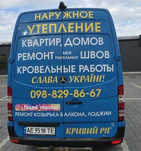 Синий Мерседес Sprinter, объемом двигателя 2.15 л и пробегом 290 тыс. км за 11850 $, фото 10 на Automoto.ua