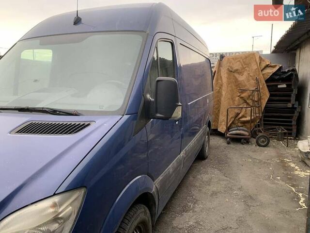 Синій Мерседес Sprinter, об'ємом двигуна 0 л та пробігом 406 тис. км за 8000 $, фото 4 на Automoto.ua