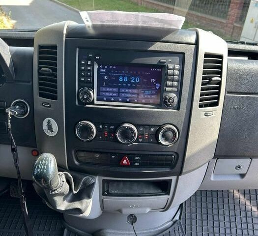 Синій Мерседес Sprinter, об'ємом двигуна 2.2 л та пробігом 365 тис. км за 4100 $, фото 7 на Automoto.ua