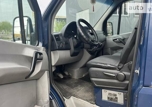 Синій Мерседес Sprinter, об'ємом двигуна 0 л та пробігом 570 тис. км за 11500 $, фото 17 на Automoto.ua