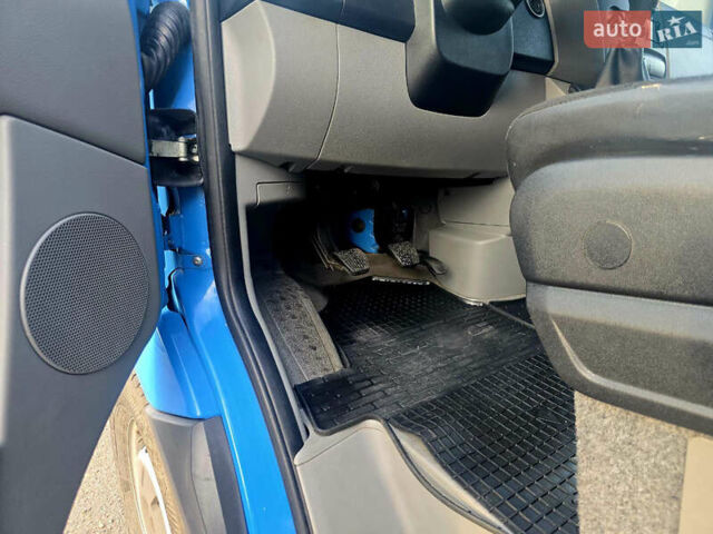 Синій Мерседес Sprinter, об'ємом двигуна 2.14 л та пробігом 510 тис. км за 12800 $, фото 15 на Automoto.ua