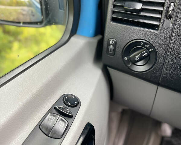 Синій Мерседес Sprinter, об'ємом двигуна 2.14 л та пробігом 150 тис. км за 15900 $, фото 22 на Automoto.ua