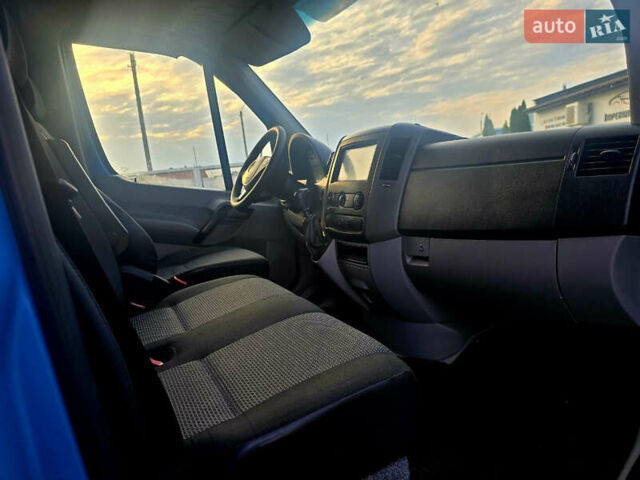 Синій Мерседес Sprinter, об'ємом двигуна 2.14 л та пробігом 510 тис. км за 12800 $, фото 11 на Automoto.ua