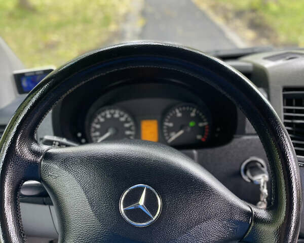 Синій Мерседес Sprinter, об'ємом двигуна 2.14 л та пробігом 150 тис. км за 15900 $, фото 20 на Automoto.ua