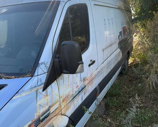 Синий Мерседес Sprinter, объемом двигателя 2.14 л и пробегом 250 тыс. км за 5000 $, фото 5 на Automoto.ua