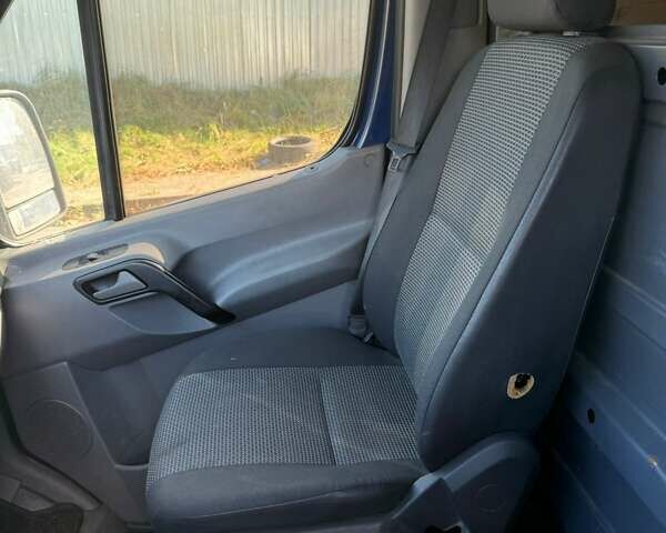 Синий Мерседес Sprinter, объемом двигателя 2.14 л и пробегом 250 тыс. км за 5000 $, фото 8 на Automoto.ua
