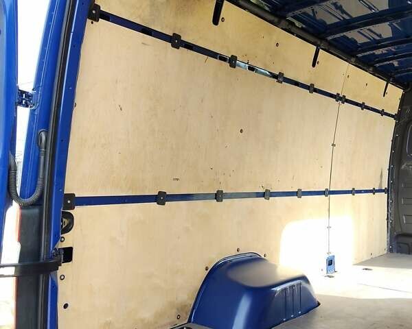 Синий Мерседес Sprinter, объемом двигателя 2.2 л и пробегом 249 тыс. км за 22999 $, фото 46 на Automoto.ua