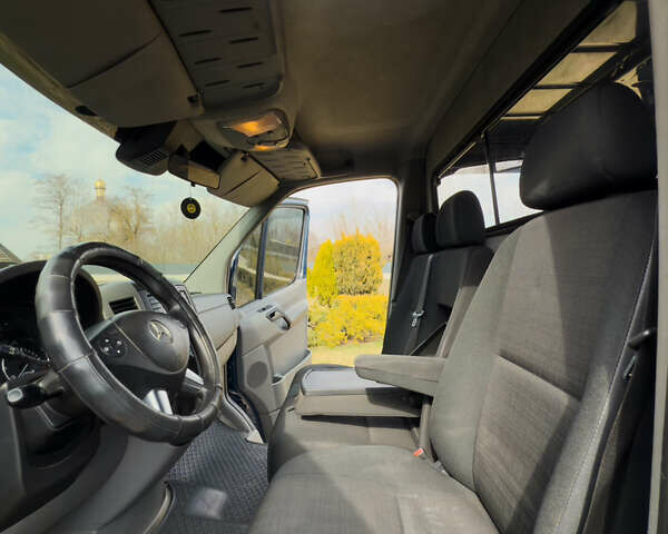 Синий Мерседес Sprinter, объемом двигателя 2.2 л и пробегом 310 тыс. км за 13500 $, фото 15 на Automoto.ua