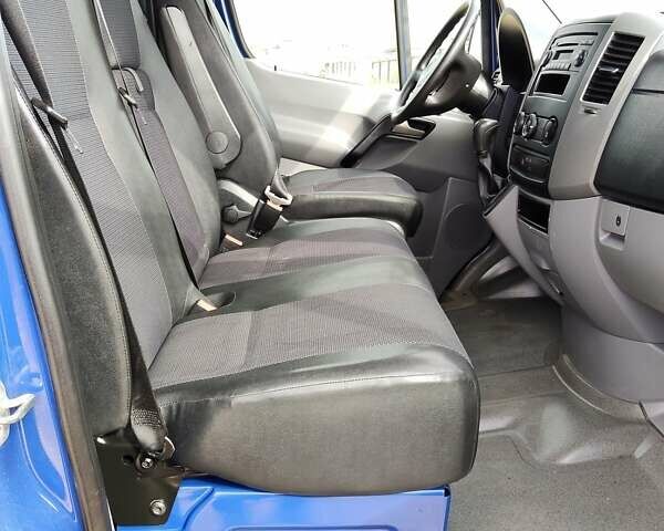 Синий Мерседес Sprinter, объемом двигателя 2.2 л и пробегом 249 тыс. км за 22999 $, фото 35 на Automoto.ua