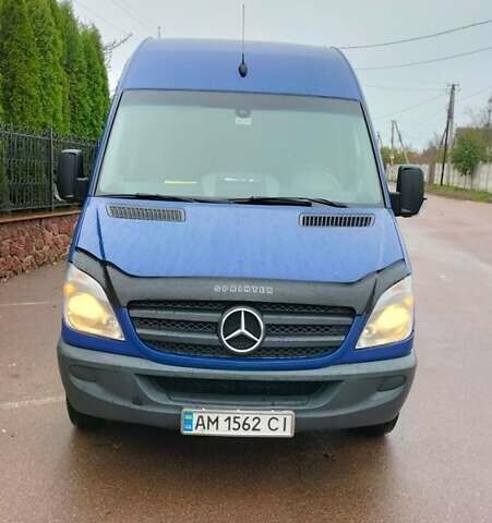 Синий Мерседес Sprinter, объемом двигателя 2.1 л и пробегом 390 тыс. км за 15750 $, фото 8 на Automoto.ua