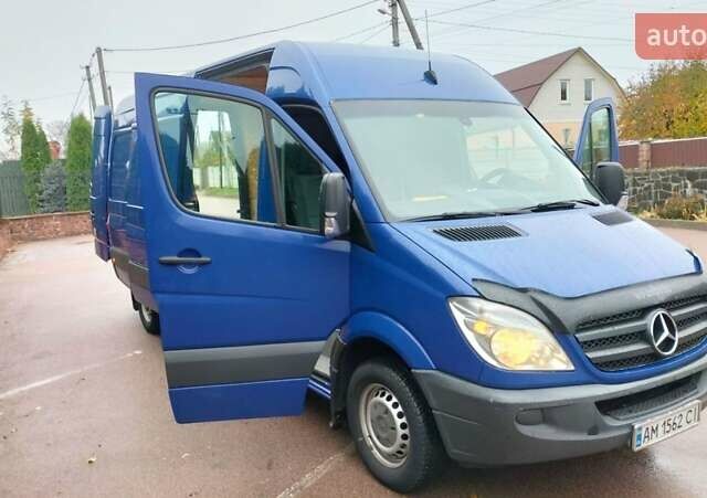 Синий Мерседес Sprinter, объемом двигателя 2.1 л и пробегом 390 тыс. км за 15750 $, фото 15 на Automoto.ua
