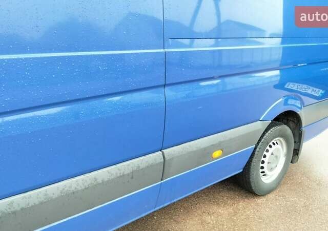 Синий Мерседес Sprinter, объемом двигателя 2.1 л и пробегом 390 тыс. км за 15750 $, фото 30 на Automoto.ua