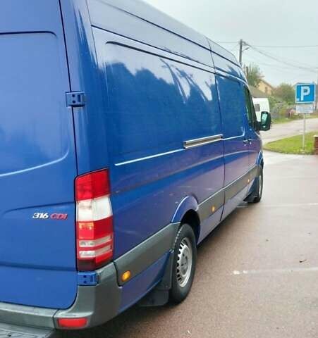 Синий Мерседес Sprinter, объемом двигателя 2.1 л и пробегом 390 тыс. км за 15750 $, фото 6 на Automoto.ua