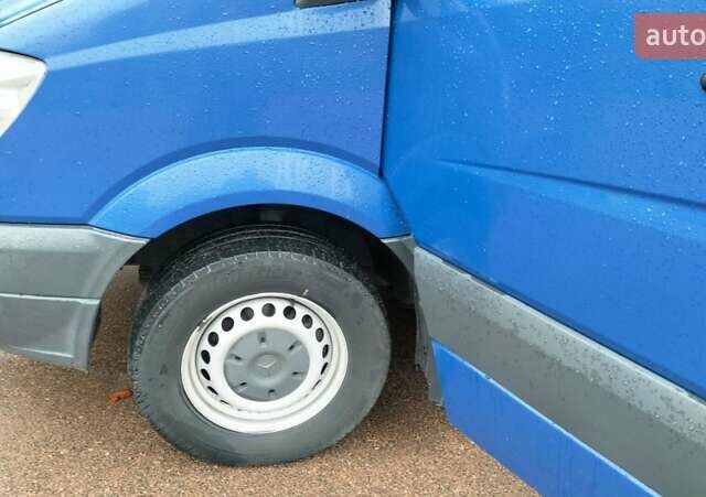 Синий Мерседес Sprinter, объемом двигателя 2.1 л и пробегом 390 тыс. км за 15750 $, фото 18 на Automoto.ua