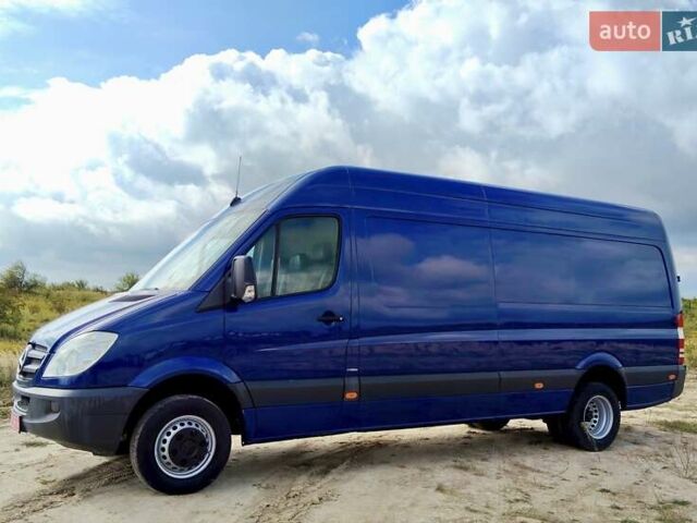 Синий Мерседес Sprinter, объемом двигателя 2.2 л и пробегом 249 тыс. км за 22999 $, фото 12 на Automoto.ua