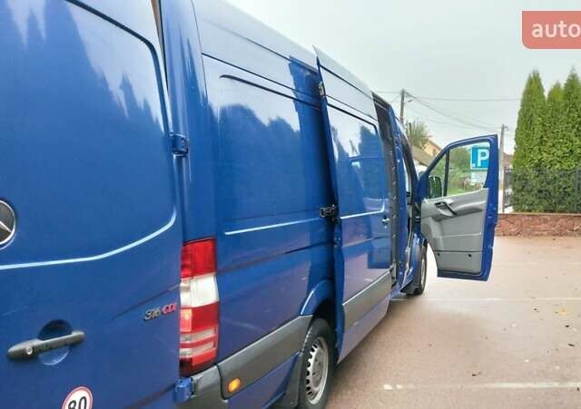Синий Мерседес Sprinter, объемом двигателя 2.1 л и пробегом 390 тыс. км за 15750 $, фото 28 на Automoto.ua