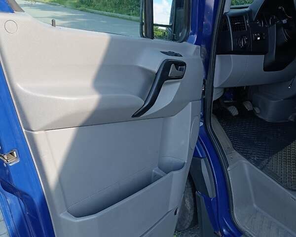 Синій Мерседес Sprinter, об'ємом двигуна 2.1 л та пробігом 325 тис. км за 15999 $, фото 10 на Automoto.ua
