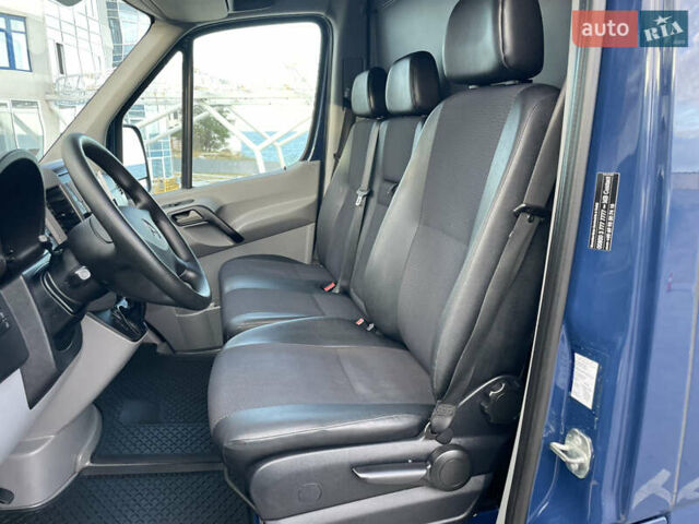 Синій Мерседес Sprinter, об'ємом двигуна 2.2 л та пробігом 215 тис. км за 27500 $, фото 41 на Automoto.ua
