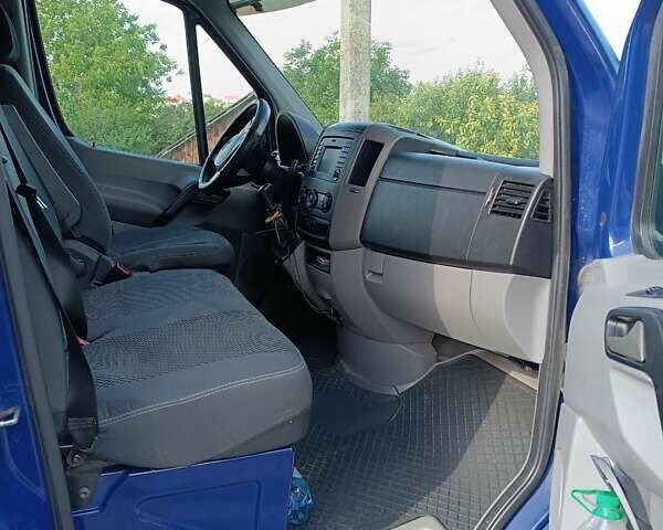 Синій Мерседес Sprinter, об'ємом двигуна 2.1 л та пробігом 325 тис. км за 15999 $, фото 28 на Automoto.ua