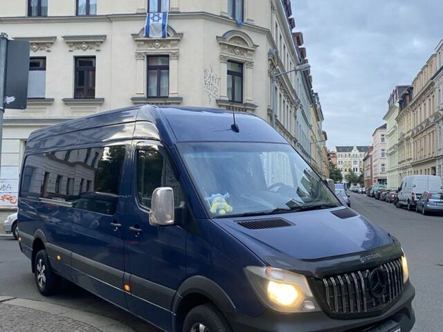 Синій Мерседес Sprinter, об'ємом двигуна 2.1 л та пробігом 880 тис. км за 18800 $, фото 8 на Automoto.ua
