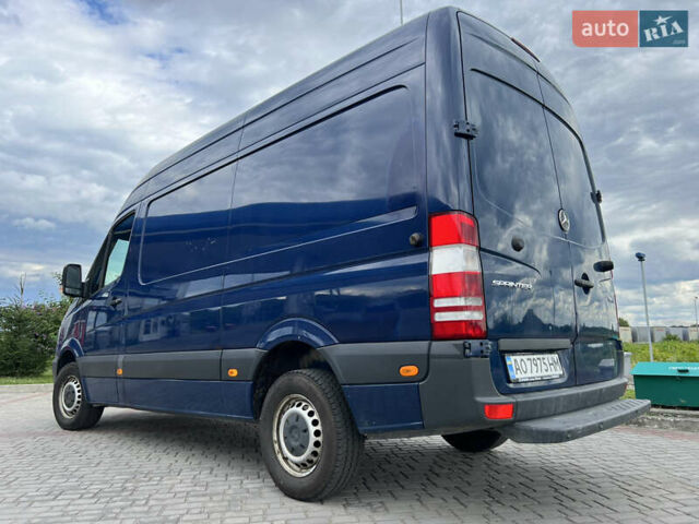 Синий Мерседес Sprinter, объемом двигателя 2.2 л и пробегом 540 тыс. км за 13500 $, фото 12 на Automoto.ua