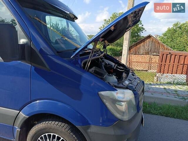 Синій Мерседес Sprinter, об'ємом двигуна 2.1 л та пробігом 325 тис. км за 15999 $, фото 40 на Automoto.ua