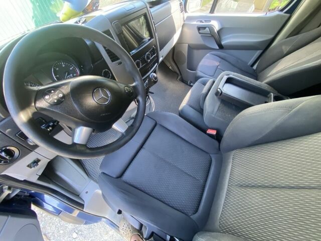Мерседес Sprinter 2014 в Коломые на Automoto.ua Синий Мерседес Sprinter, объемом двигателя 2.1 л и пробегом 880 тыс. км за 18500 $, фото 5 на Automoto.ua