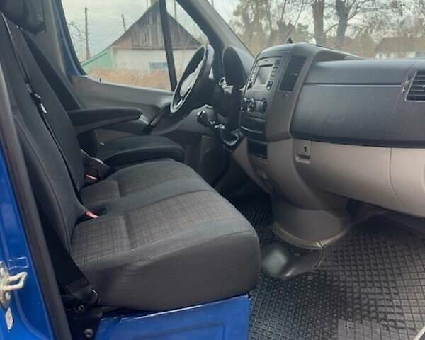Синій Мерседес Sprinter, об'ємом двигуна 2.14 л та пробігом 349 тис. км за 16600 $, фото 10 на Automoto.ua
