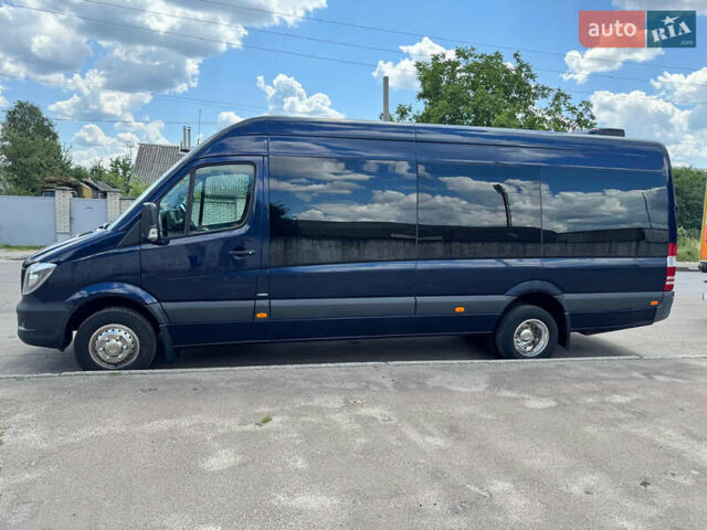 Синий Мерседес Sprinter, объемом двигателя 2.99 л и пробегом 388 тыс. км за 55000 $, фото 5 на Automoto.ua