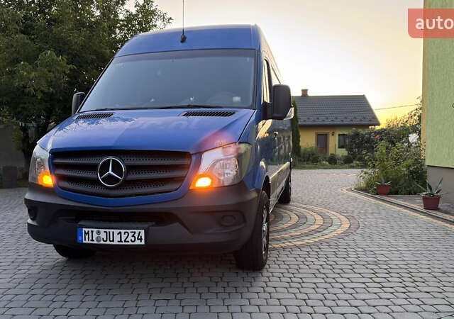 Синій Мерседес Sprinter, об'ємом двигуна 2.2 л та пробігом 280 тис. км за 18799 $, фото 51 на Automoto.ua