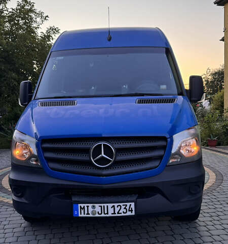 Синій Мерседес Sprinter, об'ємом двигуна 2.2 л та пробігом 280 тис. км за 18799 $, фото 46 на Automoto.ua