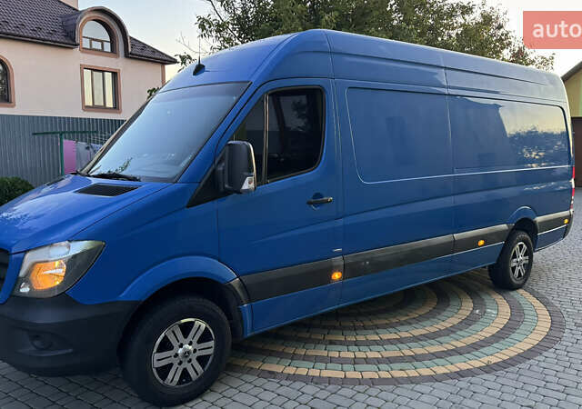 Синій Мерседес Sprinter, об'ємом двигуна 2.2 л та пробігом 280 тис. км за 18799 $, фото 66 на Automoto.ua