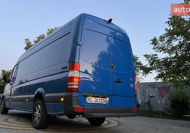 Синій Мерседес Sprinter, об'ємом двигуна 2.2 л та пробігом 280 тис. км за 18799 $, фото 58 на Automoto.ua