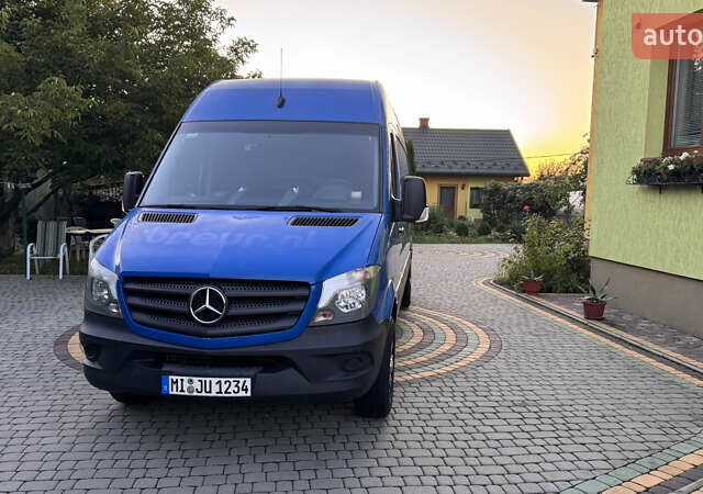 Синій Мерседес Sprinter, об'ємом двигуна 2.2 л та пробігом 280 тис. км за 18799 $, фото 21 на Automoto.ua