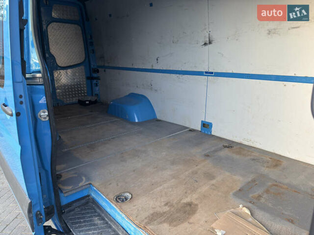 Синий Мерседес Sprinter, объемом двигателя 3 л и пробегом 312 тыс. км за 31574 $, фото 14 на Automoto.ua