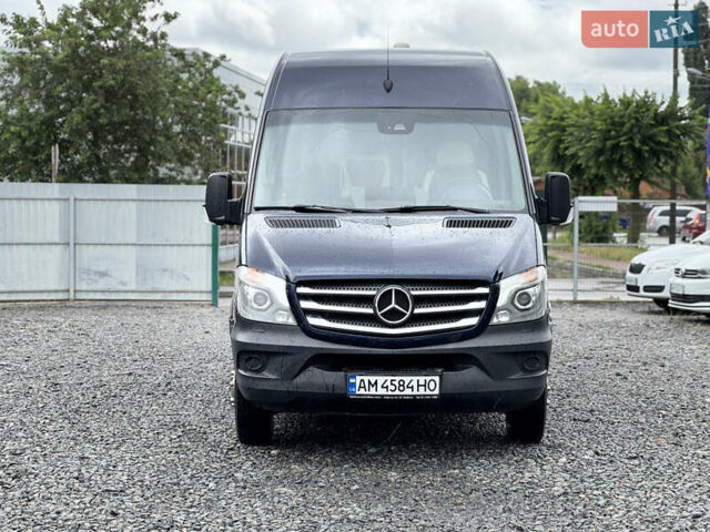 Синий Мерседес Sprinter, объемом двигателя 2.99 л и пробегом 388 тыс. км за 55000 $, фото 6 на Automoto.ua